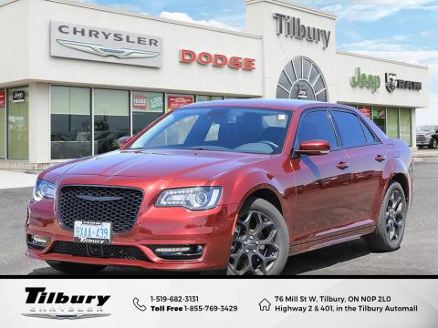 2022 Chrysler 300 Touring L, Leather Heated Seats